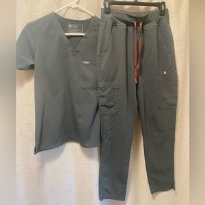 Figs scrub set rare color